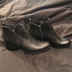 Lucky Brand Ankle Booties